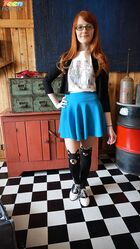 А рыжие девки все потаскушки