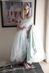 Ты и в трусиках прекрасна