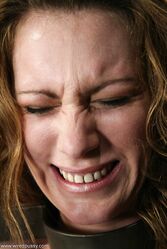 А как вы к БДСМ относитесь?