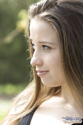 На меня даже у старика хуй встанет