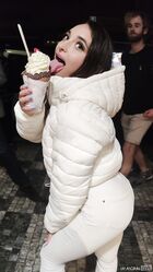 Шлюху выдает только поведение