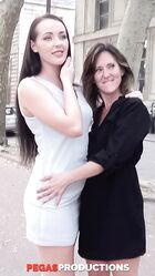 Эти две бляди работают только в паре